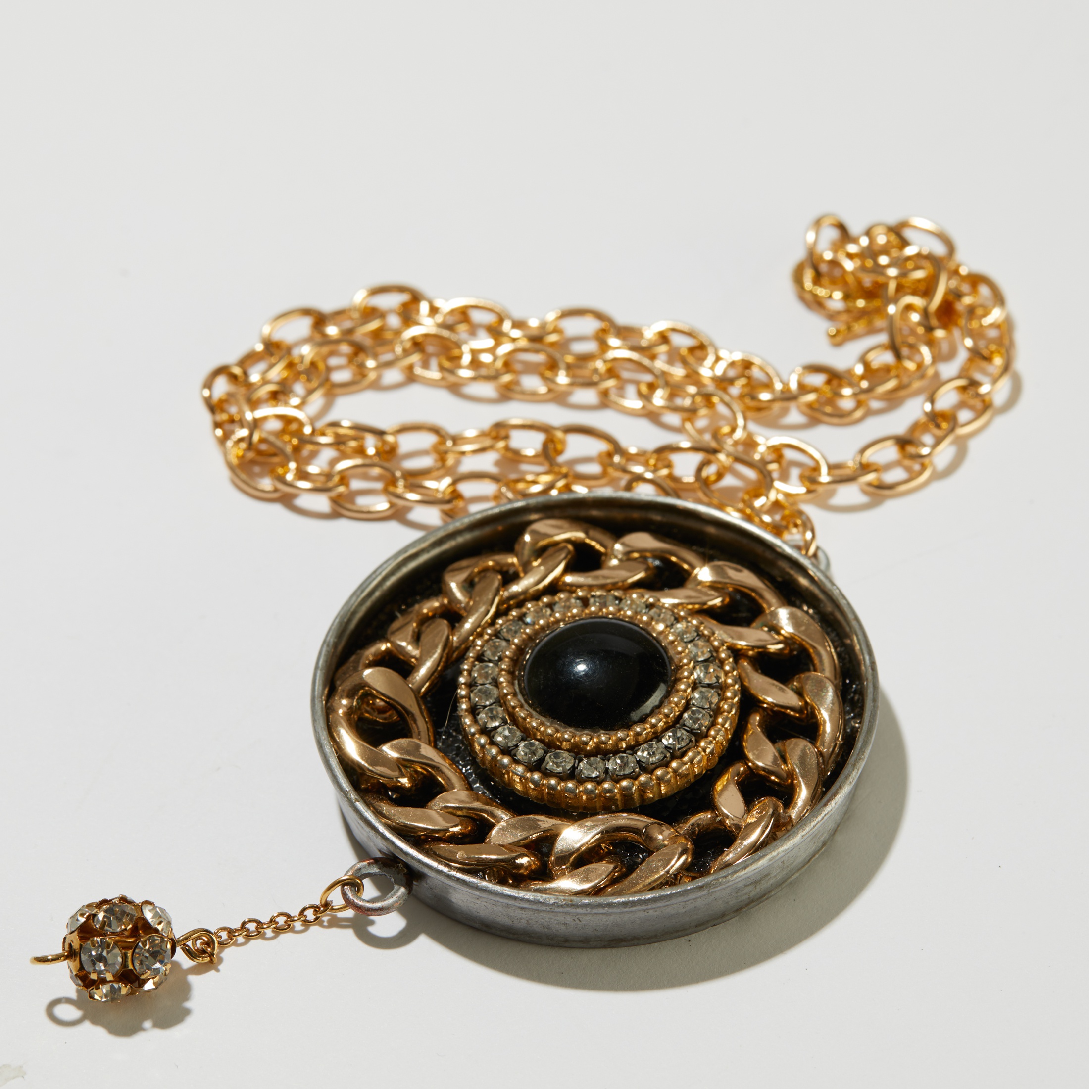 Robert Ebendorf and Joe Price Jewelry- Form & Concept Gallery